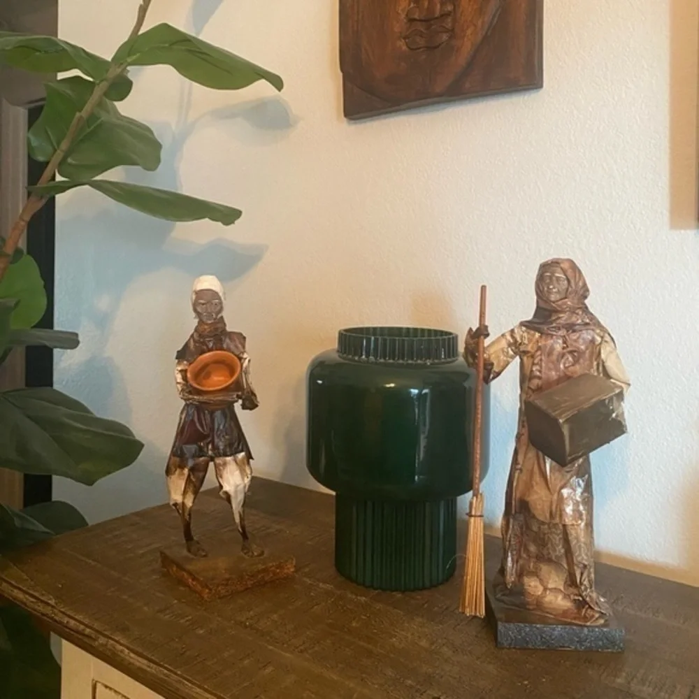 Vintage Jalisco Paper Mache‎ Mexican Folk Art Peasant Women And Man Decor